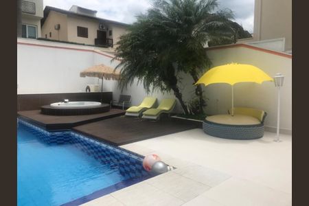 Casa de condomínio à venda com 700m², 4 quartos e 6 vagas Casa de condomínio à venda com 700m², 4 quartos e 6 vagasFoto 20