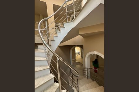 Casa de condomínio à venda com 1070m², 6 quartos e 8 vagas Casa de condomínio à venda com 1070m², 6 quartos e 8 vagasFoto 24