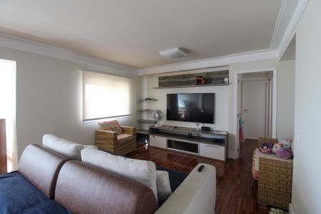 Sala de apartamento para alugar com 3 quartos, 134m² em Jardim Olympia, São Paulo