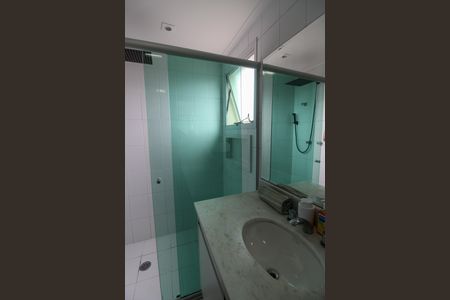 Apartamento à venda com 134m², 3 quartos e 2 vagasBanheiro do Quarto 2