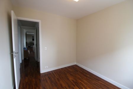 Apartamento à venda com 134m², 3 quartos e 2 vagasQuarto 3