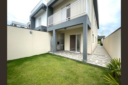 Casa de condomínio à venda com 140m², 3 quartos e 2 vagasFoto 01