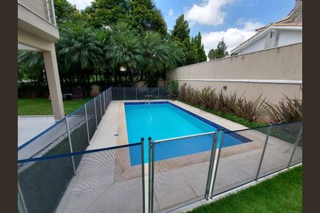 Casa de condomínio à venda com 382m², 4 quartos e 4 vagas Casa de condomínio à venda com 382m², 4 quartos e 4 vagasFoto 02