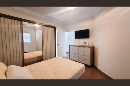 Casa de condomínio para alugar com 560m², 5 quartos e 4 vagas Casa de condomínio para alugar com 560m², 5 quartos e 4 vagasSuíte 3