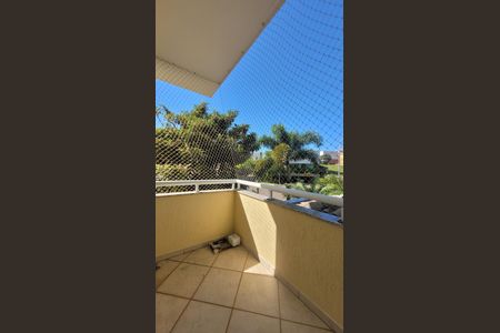 Casa de condomínio para alugar com 560m², 5 quartos e 4 vagas Casa de condomínio para alugar com 560m², 5 quartos e 4 vagasVaranda da Suite 1