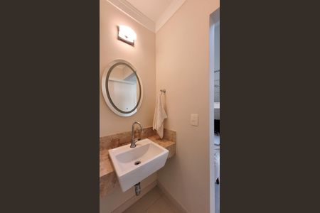 Casa de condomínio para alugar com 560m², 5 quartos e 4 vagas Casa de condomínio para alugar com 560m², 5 quartos e 4 vagasLavabo