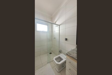 Casa de condomínio para alugar com 560m², 5 quartos e 4 vagas Casa de condomínio para alugar com 560m², 5 quartos e 4 vagasBanheiro da Suíte 3