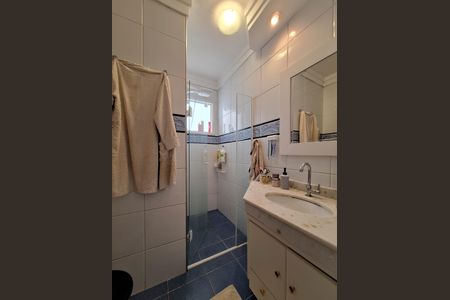 Casa à venda com 200m², 3 quartos e 2 vagasBanheiro Quarto 1