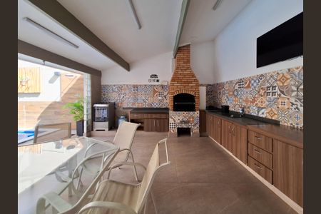 Casa à venda com 200m², 3 quartos e 2 vagasQuintal