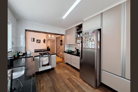 Casa à venda com 200m², 3 quartos e 2 vagasCozinha