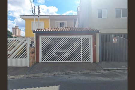 Casa à venda com 200m², 3 quartos e 2 vagasFachada