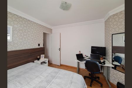 Casa à venda com 200m², 3 quartos e 2 vagasQuarto 3