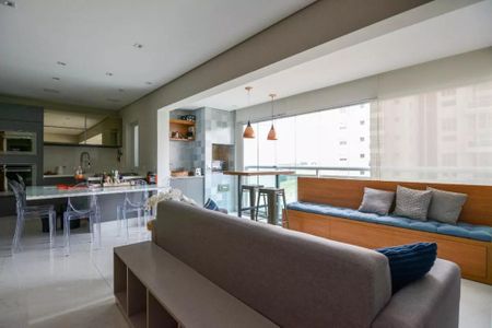 Apartamento à venda com 98m², 2 quartos e 2 vagasFoto 03