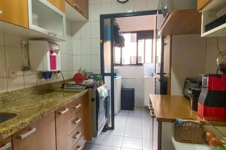 Foto 06 de apartamento à venda com 2 quartos, 59m² em Jardim Tupanci, Barueri