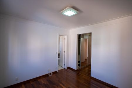 Apartamento para alugar com 141m², 3 quartos e 2 vagasSuíte 1