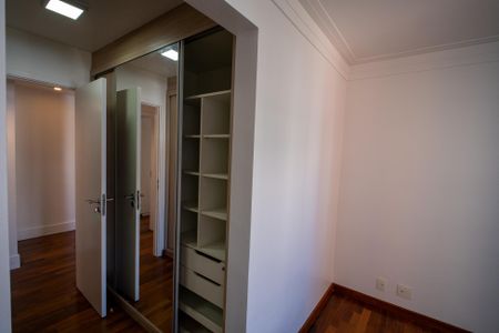 Apartamento para alugar com 141m², 3 quartos e 2 vagasSuíte 1