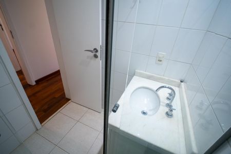 Apartamento para alugar com 141m², 3 quartos e 2 vagasBanheiro Suíte 3