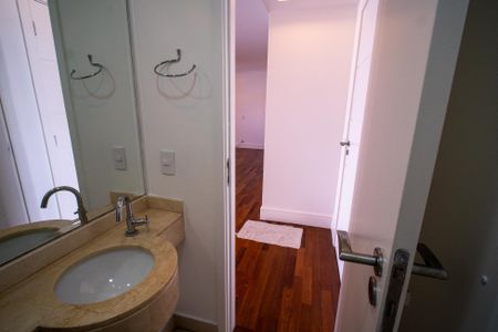Lavabo de apartamento para alugar com 3 quartos, 141m² em Cidade São Francisco, São Paulo