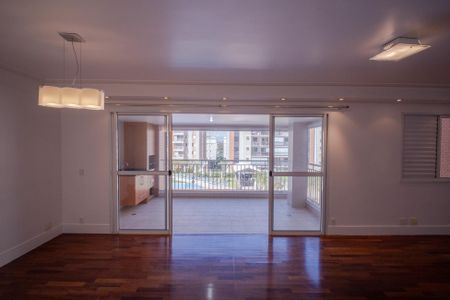 Apartamento para alugar com 141m², 3 quartos e 2 vagasSala