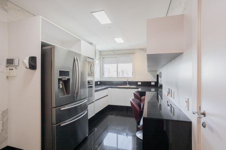 Apartamento para alugar com 233m², 3 quartos e 4 vagasCozinha