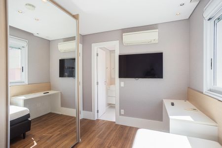 Apartamento para alugar com 233m², 3 quartos e 4 vagasSuíte 1