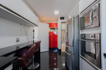 Apartamento para alugar com 233m², 3 quartos e 4 vagasCozinha