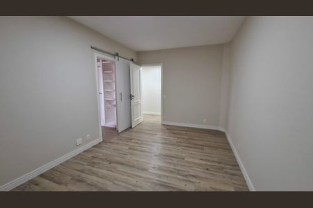 Apartamento à venda com 310m², 4 quartos e 4 vagasQuarto