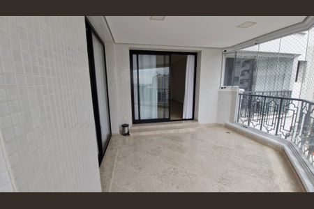 Apartamento à venda com 310m², 4 quartos e 4 vagasVaranda