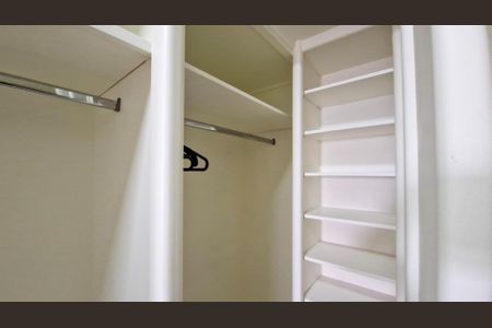 Apartamento à venda com 310m², 4 quartos e 4 vagasBanheiro