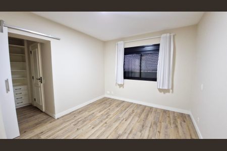 Apartamento à venda com 310m², 4 quartos e 4 vagasQuarto