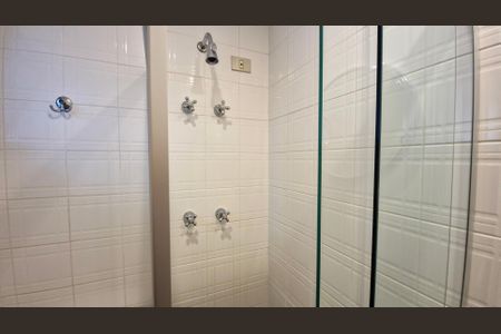 Apartamento à venda com 310m², 4 quartos e 4 vagasBanheiro