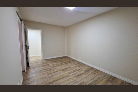 Apartamento à venda com 310m², 4 quartos e 4 vagasQuarto