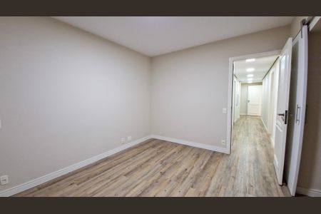 Apartamento à venda com 310m², 4 quartos e 4 vagasQuarto