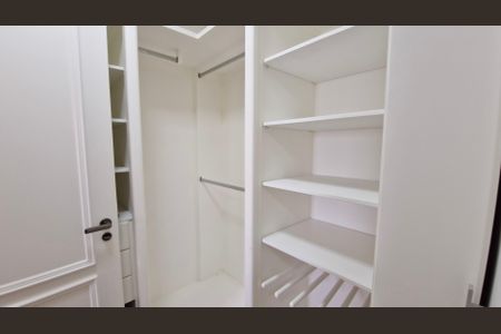 Apartamento à venda com 310m², 4 quartos e 4 vagasCloset