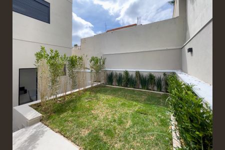 Casa de condomínio à venda com 386m², 4 quartos e 2 vagasFoto 01