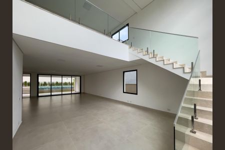 Casa de condomínio à venda com 386m², 4 quartos e 2 vagasFoto 01