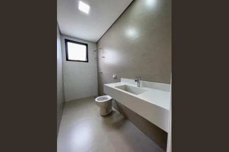 Casa de condomínio à venda com 386m², 4 quartos e 2 vagasFoto 01