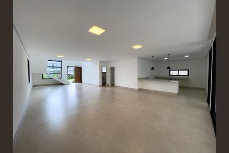 Casa de condomínio à venda com 386m², 4 quartos e 2 vagasFoto 01