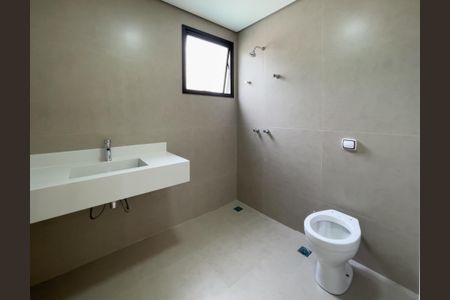 Casa de condomínio à venda com 386m², 4 quartos e 2 vagasFoto 01