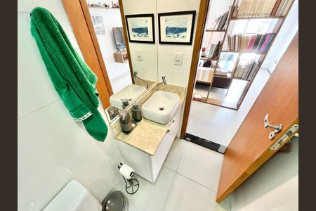Apartamento à venda com 86m², 2 quartos e 1 vagaBanheiro