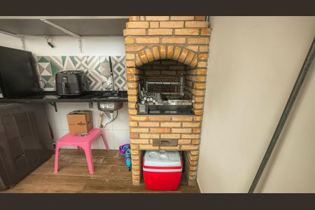 Casa à venda com 143m², 3 quartos e 2 vagasChurrasqueira
