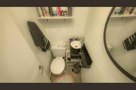 Casa à venda com 143m², 3 quartos e 2 vagasLavabo