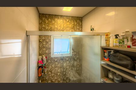 Casa à venda com 143m², 3 quartos e 2 vagasBanheiro da Suíte