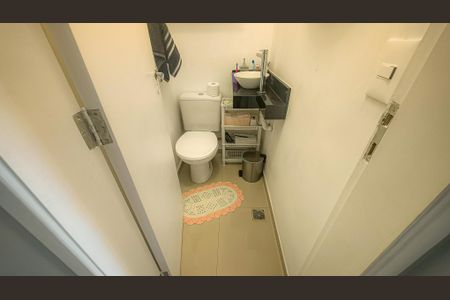 Casa à venda com 143m², 3 quartos e 2 vagasLavabo