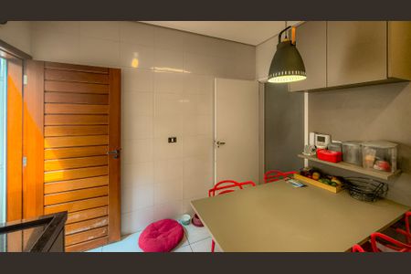 Casa à venda com 143m², 3 quartos e 2 vagasCozinha