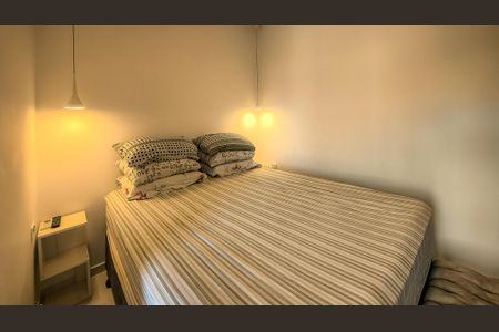 Casa à venda com 143m², 3 quartos e 2 vagasSuíte