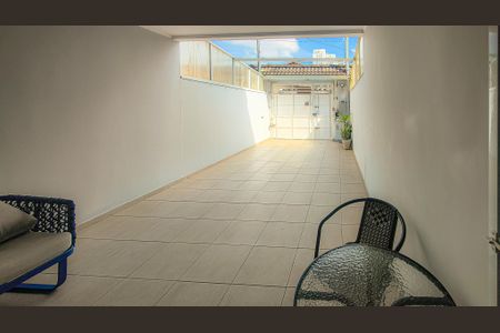Casa à venda com 143m², 3 quartos e 2 vagasGaragem