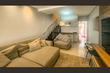 Casa à venda com 143m², 3 quartos e 2 vagasSala