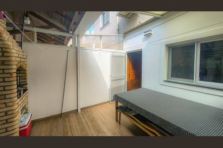 Casa à venda com 143m², 3 quartos e 2 vagasÁrea de Serviço