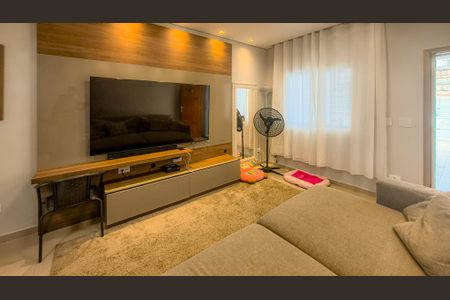 Casa à venda com 143m², 3 quartos e 2 vagasSala